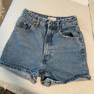 ZARA High Wasted Shorts Sz 2